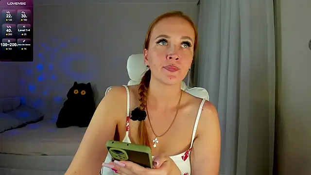 Snapshot of she_wolf chatting on 30, 6, 2026 she wolf online show from 30, 6, 2026