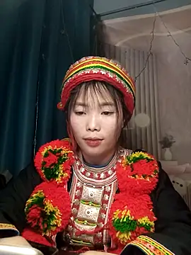 Girl-crazy1 online show from 2, 4, 2026