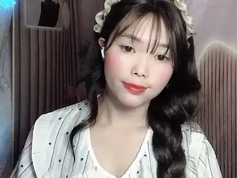 Snapshot of Girl-crazy1 chatting on 25, 2, 2026 Girl-crazy1 online show from 25, 2, 2026