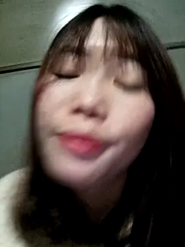 Girl-crazy1 online show from 9, 3, 2026