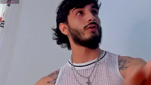 Snapshot of LovexJuxn8 chatting on 19, 2, 2026 LovexJuxn8 online show from 19, 2, 2026