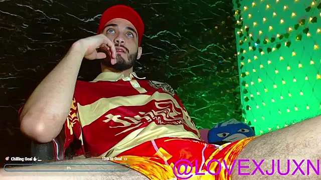 LovexJuxn8 online show from 28, 5, 2026