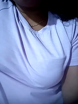 Snapshot of Mnra43 chatting on 15, 2, 2026 Mnra43 online show from 15, 2, 2026