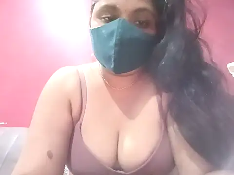 Snapshot of Mnra43 chatting on 26, 2, 2026 Mnra43 online show from 26, 2, 2026