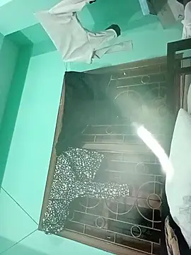 Snapshot of Desiyoungcouple15 chatting on 25, 2, 2026 Desiyoungcouple15 online show from 25, 2, 2026