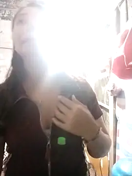 cute-shine online show from 8, 3, 2026