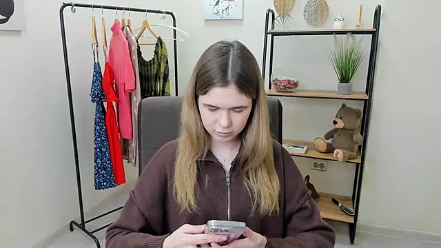 EleanorConnerr online show from 13, 2, 2026