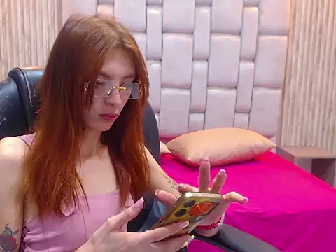 barby jones25 online show from 7, 4, 2026