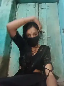 Desi Couple P online show from 29, 6, 2026