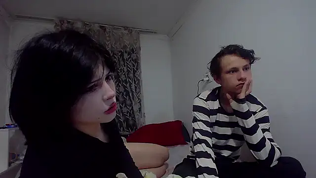 MegaanCollins online show from 15, 4, 2026