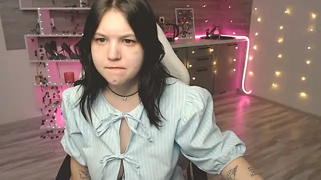 Snapshot of lily_milleerr chatting on 25, 2, 2026 lily milleerr online show from 25, 2, 2026