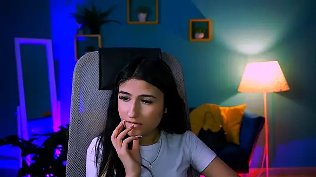 TerezaRobinson online show from 16, 2, 2026