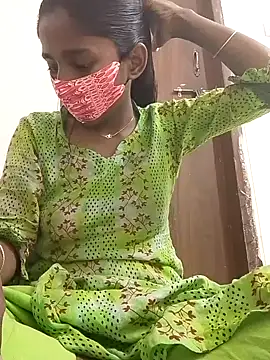 Snapshot of Sexy_Boudi650 chatting on 25, 2, 2026 Sexy Boudi650 online show from 25, 2, 2026