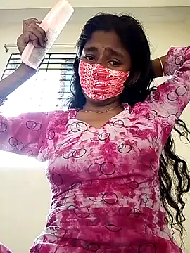 Snapshot of Sexy_Boudi650 chatting on 17, 2, 2026 Sexy Boudi650 online show from 17, 2, 2026