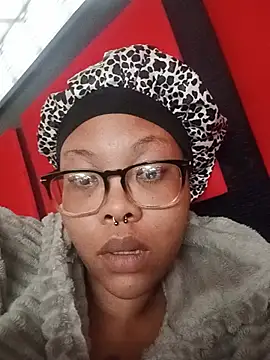 ShantelBootyBoobs online show from 21, 7, 2026