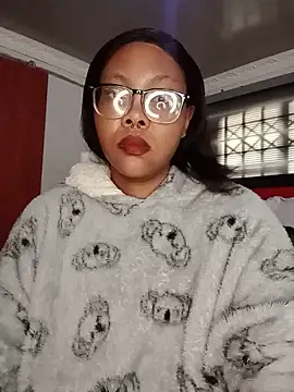 ShantelBootyBoobs online show from 28, 7, 2026