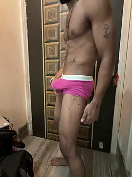 Snapshot of Yk_physique chatting on 23, 7, 2026 Yk physique online show from 23, 7, 2026
