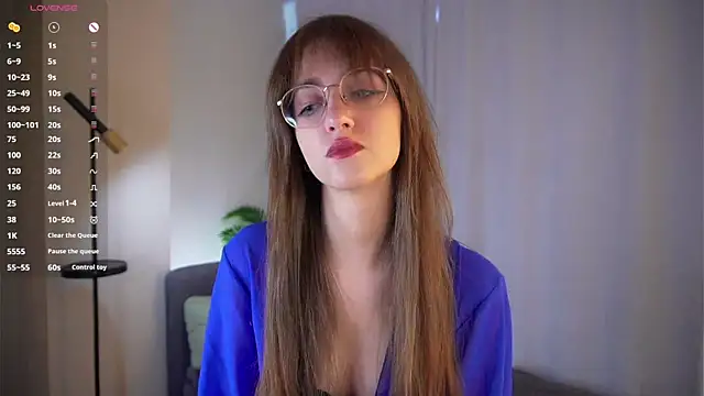 ClarineCasebolt online show from 20, 3, 2026