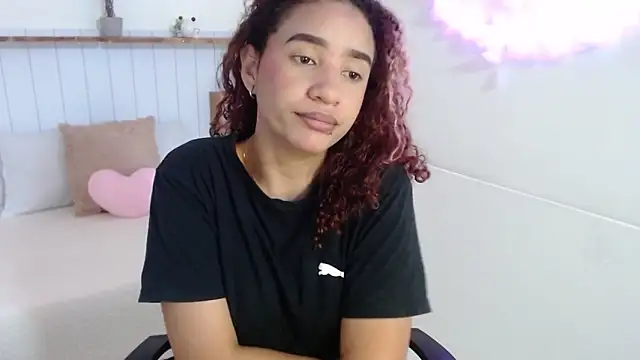 Snapshot of Alice_Grinnerk chatting on 27, 2, 2026 Alice Grinnerk online show from 27, 2, 2026