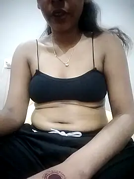 Snapshot of RUHI-24 chatting on 1, 3, 2026 RUHI-24 online show from 1, 3, 2026