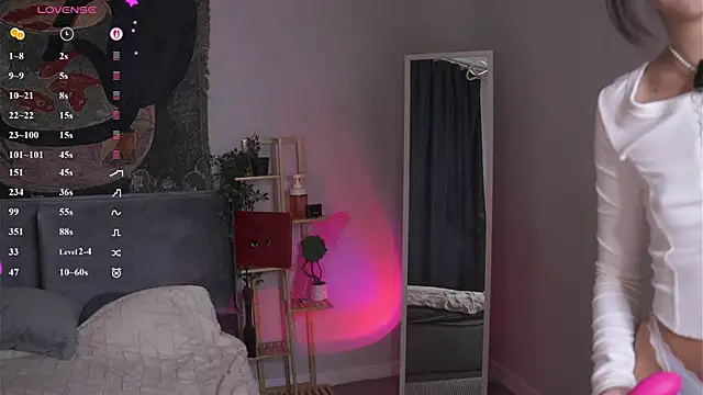 JanelBitther online show from 28, 5, 2026