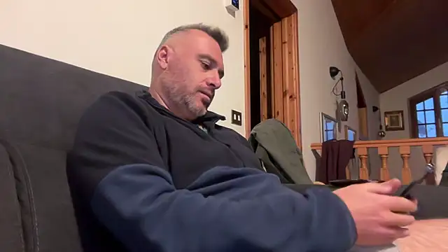 Snapshot of marcovik1 chatting on 25, 2, 2026 marcovik1 online show from 25, 2, 2026