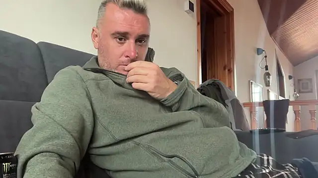 Snapshot of marcovik1 chatting on 13, 2, 2026 marcovik1 online show from 13, 2, 2026