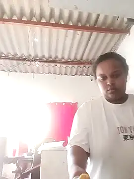 PerlaCurvasgrandes online show from 15, 2, 2026