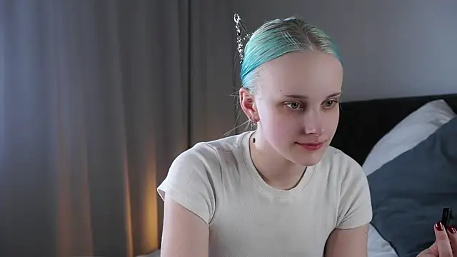 KirstinMcgeady online show from 25, 5, 2026