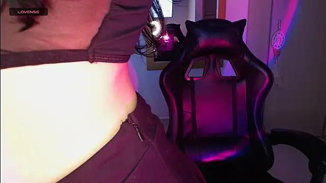 Snapshot of tana_luux chatting on 12, 5, 2026 tana luux online show from 12, 5, 2026