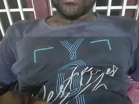 Snapshot of Tinku_1324 chatting on 25, 5, 2026 Tinku 1324 online show from 25, 5, 2026
