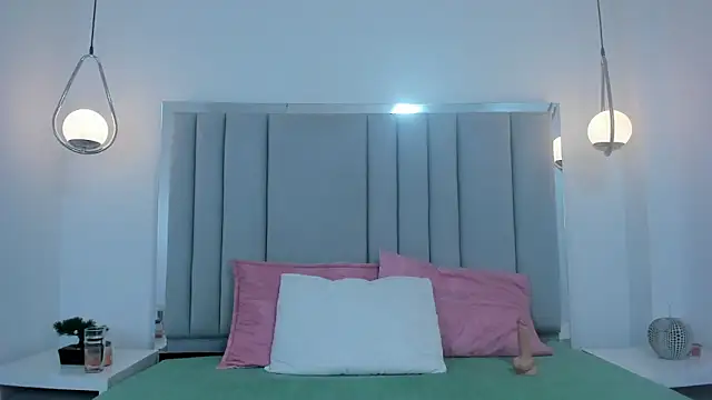 Alina Bond online show from 8, 3, 2026