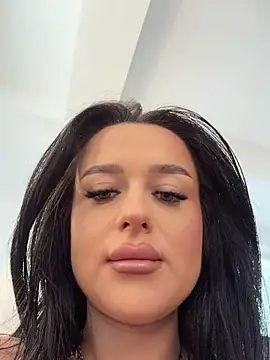 Katty Pery online show from 15, 6, 2026
