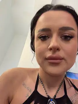 Katty Pery online show from 30, 4, 2026