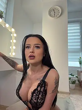 Katty Pery online show from 13, 5, 2026
