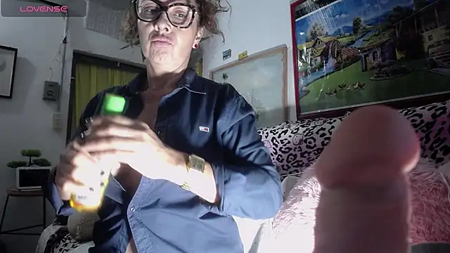 Snapshot of Merry-Olsen chatting on 6, 7, 2026 Merry-Olsen online show from 6, 7, 2026