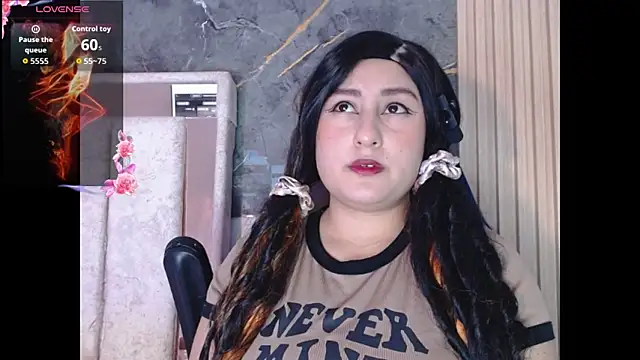 Hazumi Tsu online show from 25, 3, 2026