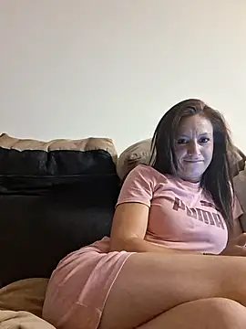 Lovemekd online show from 17, 6, 2026