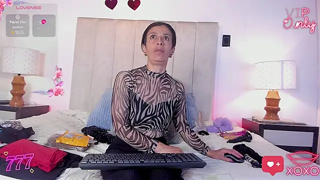 MissMilf  online show from 28, 3, 2026