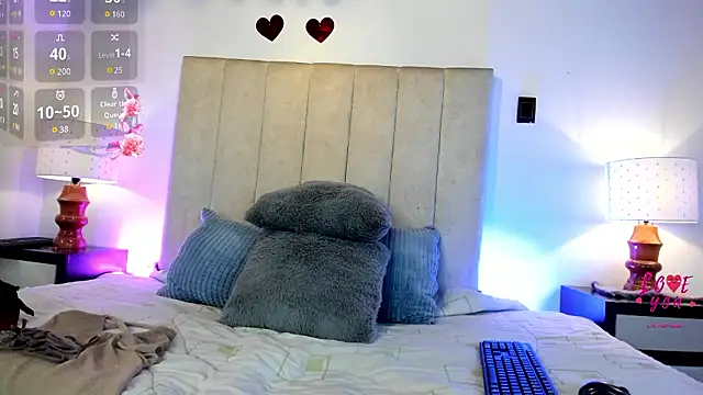 MissMilf  online show from 24, 3, 2026