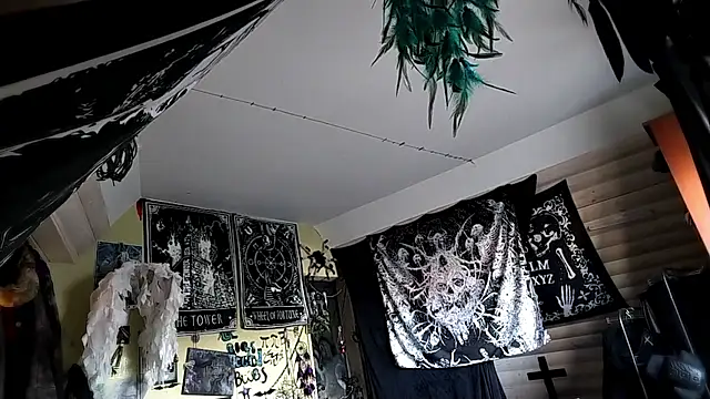 Shempert ghot online show from 6, 4, 2026