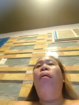 squirtshantal online show from 12, 1, 2026