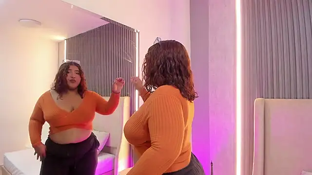 VanessaLanz online show from 5, 4, 2026