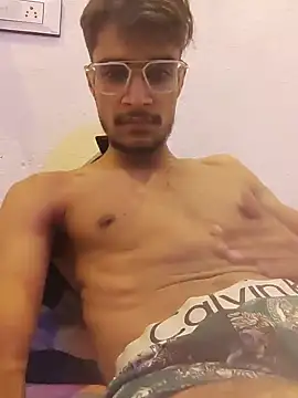 Snapshot of kaushikhotty chatting on 19, 7, 2026 kaushikhotty online show from 19, 7, 2026