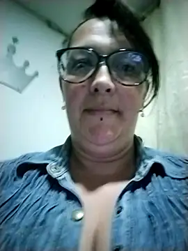  Saraqueen online show from 4, 4, 2026