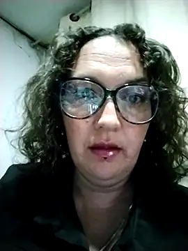  Saraqueen online show from 29, 3, 2026