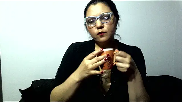 Velvet Dragon online show from 20, 2, 2026