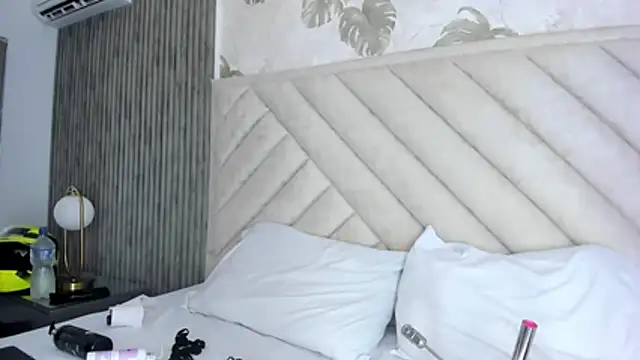 SarahRizof online show from 28, 3, 2026