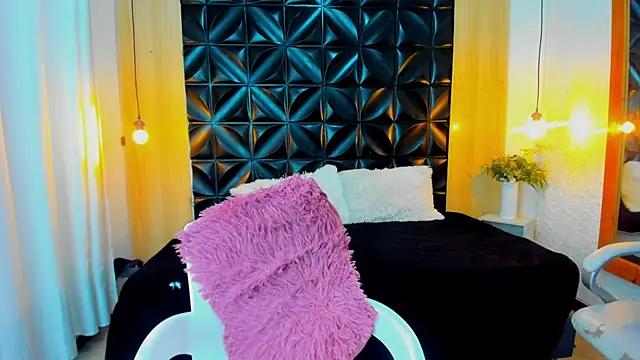 Snapshot of Veyra_sereny chatting on 9, 7, 2026 Veyra sereny online show from 9, 7, 2026
