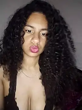 Snapshot of RizHoney chatting on 13, 2, 2026 RizHoney online show from 13, 2, 2026